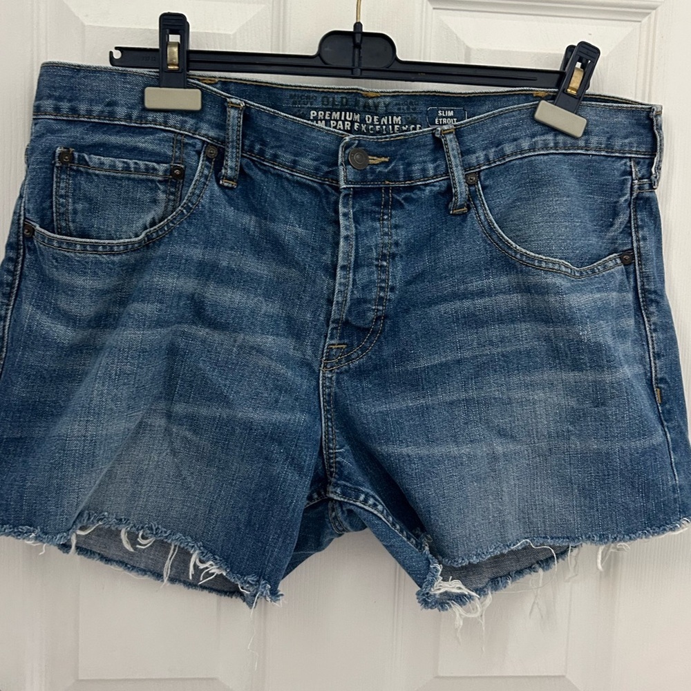 Old Navy Classic Denim Cut Off Jean Shorts, Sz 16 or XL